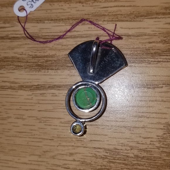 New Sterling Silver Copper streaked green turquoise pendant - Picture 4 of 6
